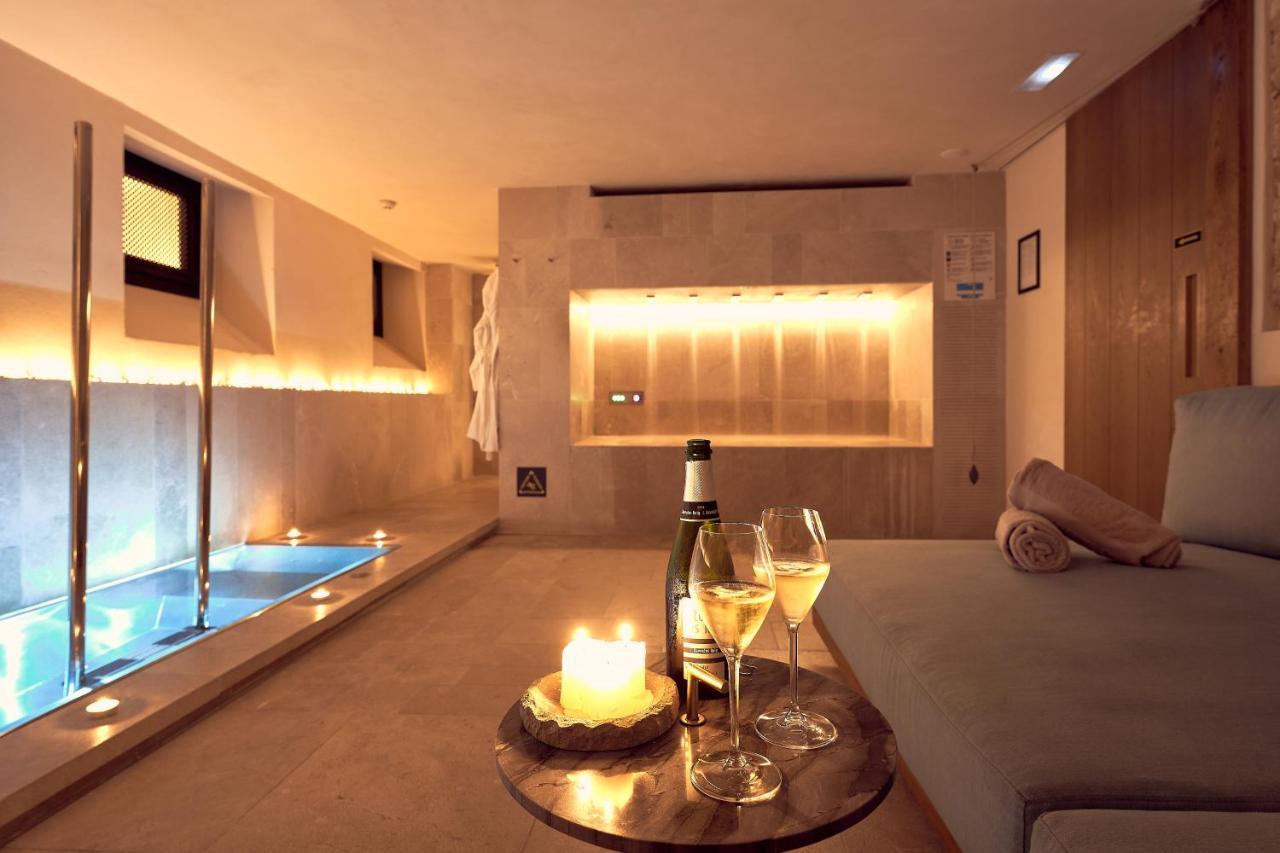 Can Bordoy Grand House Hotel Gl Preferred Hotel 帕爾馬 外观 照片 The interior of the spa